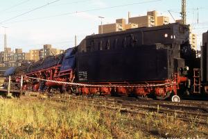 Pech - 01 1066 stürzt in Drehscheibengrube