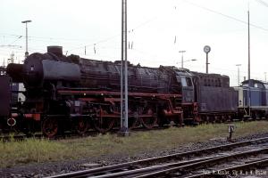 Pech - 01 1066 stürzt in Drehscheibengrube