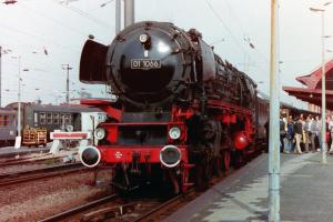 Schnellzugdampf im Elsass